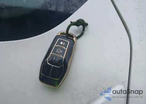 2014 Ford Fusion Titanium z USA, uszkodzony, nr VIN 3FA6P0K9XER283621